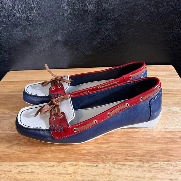 Chaps Red, White, And Blue Loafers Size 8.5B - Picture 2 of 9